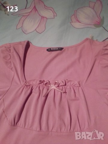 Интересна рокля нежен нюанс пепел от рози с панделка и камъче-диамантче,подчертаваща силуета и шалче, снимка 3 - Рокли - 41229385