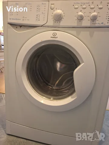Люк пералня вратичка Indesit IWSC 5105