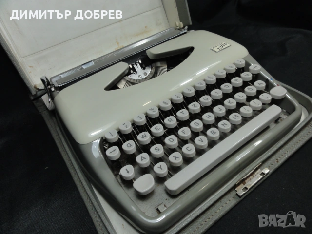 СТАРА РЕТРО ПОРТАТИВНА ПИШЕЩА МАШИНА ADLER TIPPA, снимка 3 - Антикварни и старинни предмети - 53784341