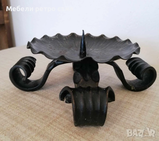 Винтидж свещник от ковано желязо с декоративни извити елементи. Подходящ за интериор., снимка 5 - Антикварни и старинни предмети - 53785130