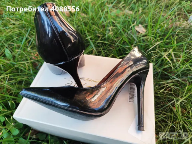 Черни лачени обувки, снимка 2 - Дамски обувки на ток - 49467598