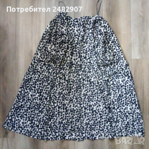 Дамска рокля Н&М, снимка 5 - Рокли - 50914857