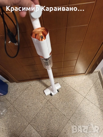 Акумулаторна прахосмукачка , снимка 4 - Прахосмукачки - 53334008