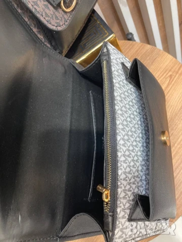 чанти michael kors , снимка 6 - Чанти - 50686582