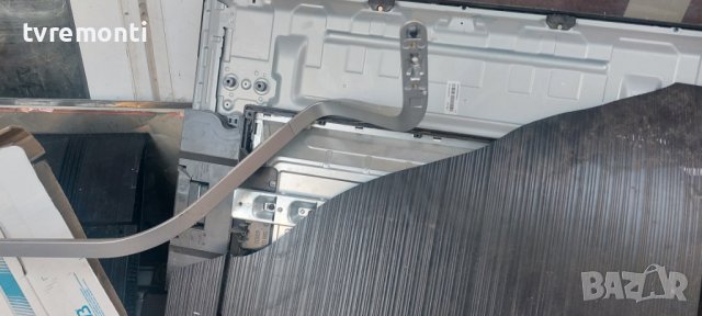 телевизор LG модел. 55LB730V оригинална стойка , снимка 2 - Стойки, 3D очила, аксесоари - 42168983