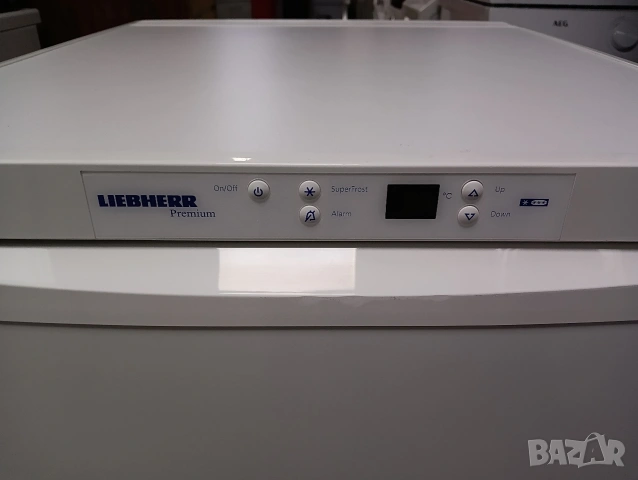 Малък фризер с 4 чекмеджета Liebherr с 2 години Гаранция!, снимка 2 - Фризери - 53613566