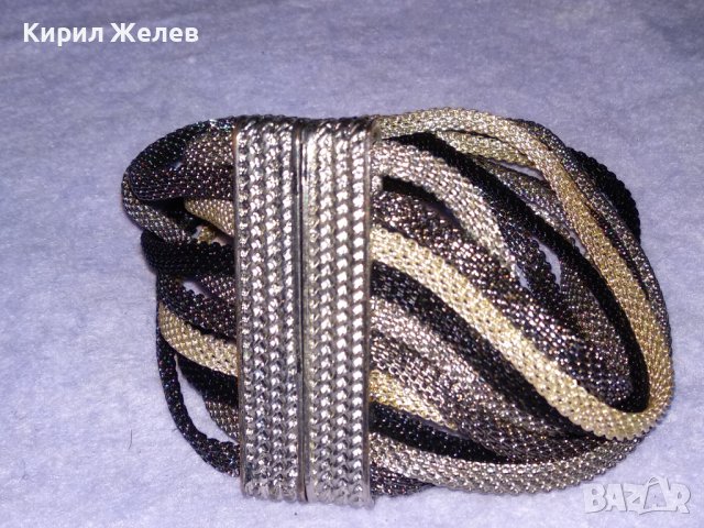 КРАСИВА СТИЛНА ФЕШЪН ГРИВНА от СРЕБРИСТА БЛАГОРОДНА НЕРЪЖДАЕМА СТОМАНА с МАГНИТНА ЗАКОПЧАЛКА 26544, снимка 2 - Гривни - 41753233