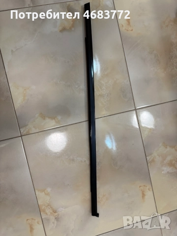 Външна лайсна на задна лява врата на Порше Макан PORSCHE MACAN 95B само за 100лв.