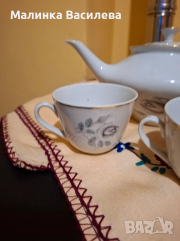 Чайник с три чаши , снимка 3 - Чаши - 52306027