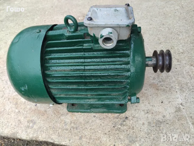 Електромотор , снимка 2 - Електродвигатели - 47975264