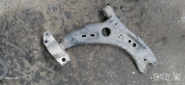 Преден десен носач  за Volkswagen Passat Sedan B7 2.0 TDI 140кс. (08.2010 - 12.2014), седан