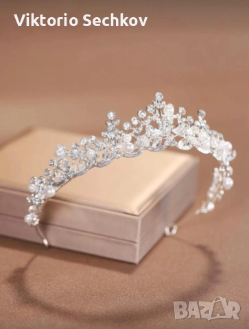 Корона, снимка 2 - Аксесоари за коса - 52055826