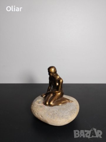 Прекрасна винтидж статуетка на Малката русалка върху камък. , снимка 4 - Антикварни и старинни предмети - 44150971