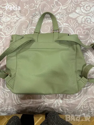 Дамски чанти, снимка 2 - Чанти - 47739537