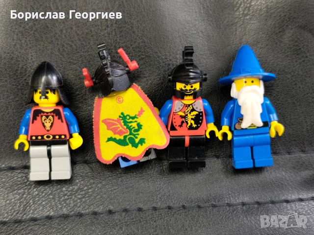 Лего 6076 Lego dragon knights dark dragons den 1993 г, снимка 9 - Конструктори - 53437811