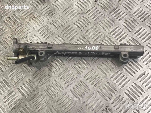 Горивна рейка Mitsubishi Space Star 1.3i,1999г.