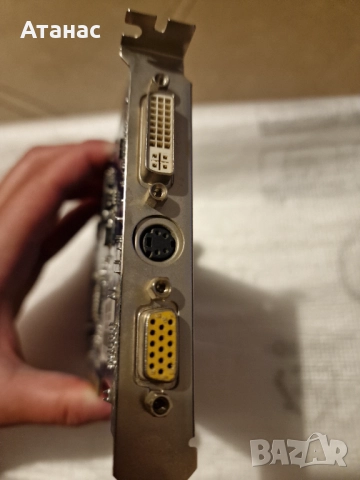 ATI 9600 256MB DDR 128bit PNY + подарък ATI 9550 CANYON CN-AG955-71, снимка 14 - Видеокарти - 51690401