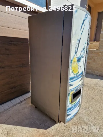 Продавам вендинг машина Vendo, снимка 3 - Други машини и части - 47884316