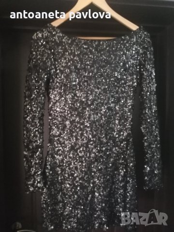 Рокля с пайети и по-дълбок гръб