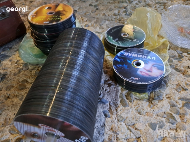 Колекция DVD дискове с филми