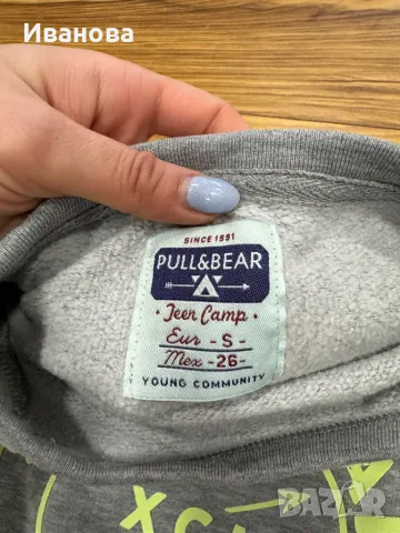 Блуза Pull and Bear, снимка 2 - Блузи с дълъг ръкав и пуловери - 49345756