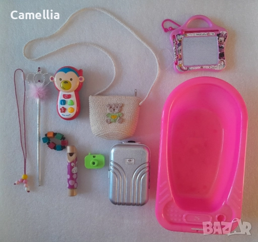 Лот: играчки за момиче