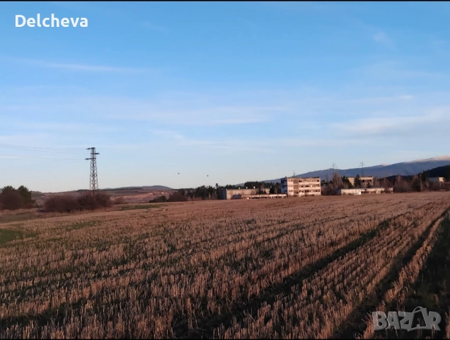 Земеделска земя област Перник, град Батановци 4451кв.м, снимка 2 - Земеделска земя - 52595651