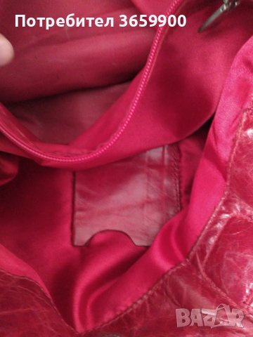 Червена чанта от естествена кожа , снимка 5 - Чанти - 41726843