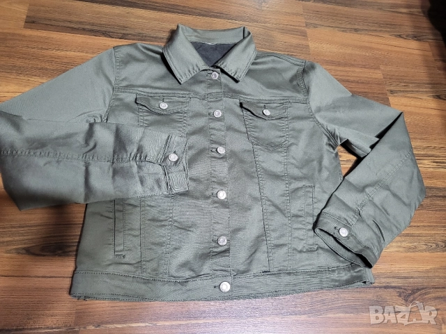 Дамско зелено яке, снимка 3 - Якета - 51445429