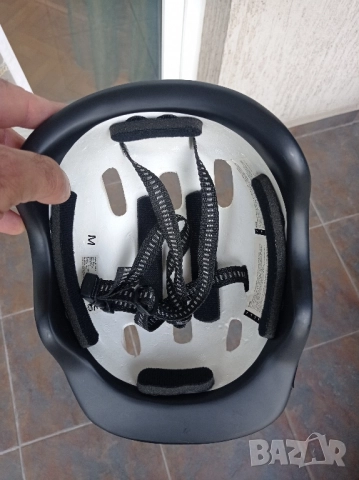 детска каска за велосипед или друго превозно средство , снимка 6 - Спортна екипировка - 51553706