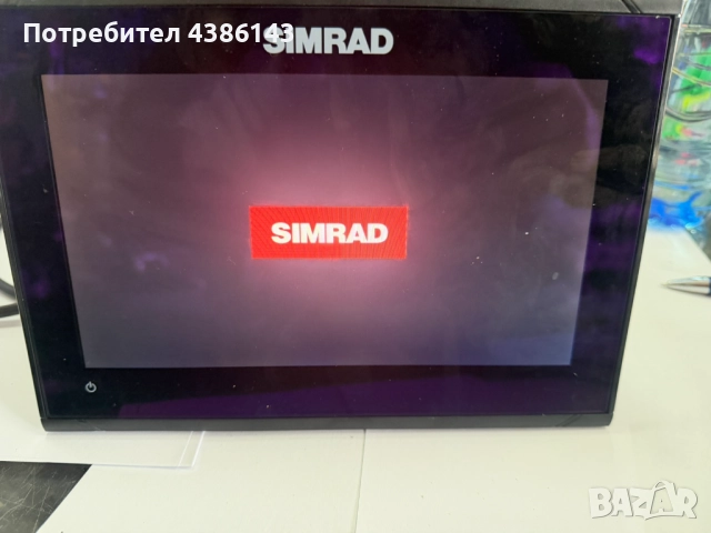 Продавам цветен сонар Simrad GO9 XSE