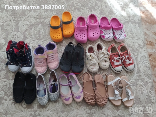 Лот от обувки за момичета 