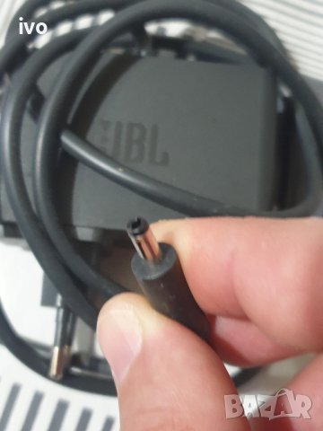 jbl 13v 2.2a , снимка 4 - Друга електроника - 40293256