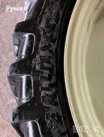 Гуми с джанти за new holland case, снимка 5 - Гуми и джанти - 49989504