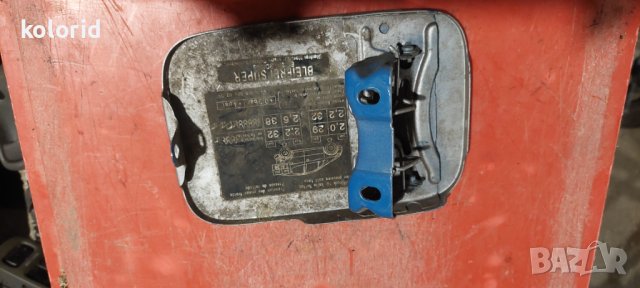 ДЕКОРАТИВНА КАПАЧКА РЕЗЕРВОАР ЗА MERCEDES BENZ A-CLASS, W168 2000 Г, снимка 2 - Автомобили и джипове - 39811349