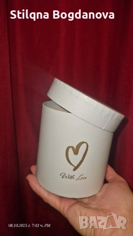 Оригинален подарък! Кутия с 100 причини „Защо те обичам“ , снимка 2 - Романтични подаръци - 51989986