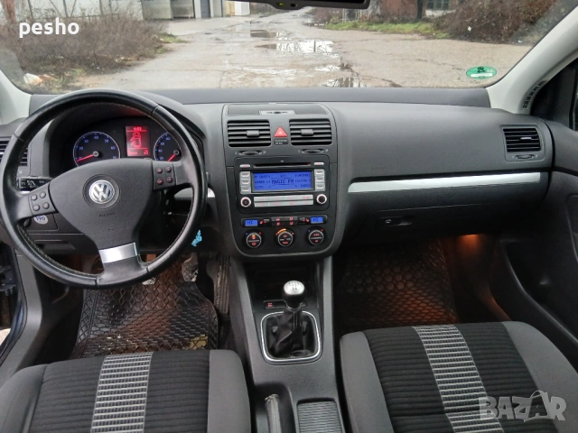 Голф 5 1.4i 82кс, снимка 11 - Автомобили и джипове - 53300951