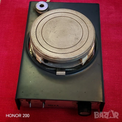 Лабораторна магнитна бъркалка. 