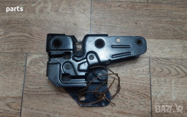 Ключалка Преден Капак Ауди A6 4F C6 - 4F0823509, снимка 2 - Части - 52745637