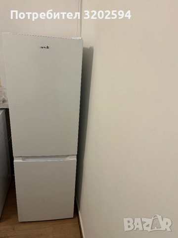 Продавам чисто нов хладилник с долен фризер  ХЛАДИЛНИК С ФРИЗЕР ARIELLI ARD-220RNE