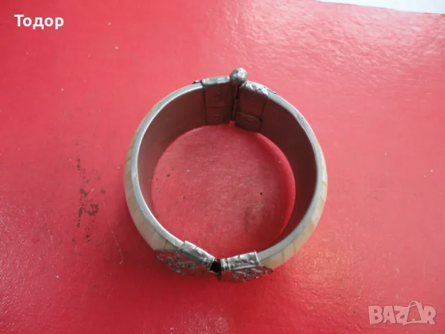 Страхотна гривна бронз и рог 3