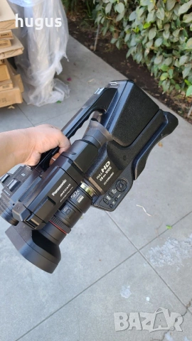  Професионална видеокамера Panasonic AG-AC8, Черена, снимка 2 - Камери - 53341405