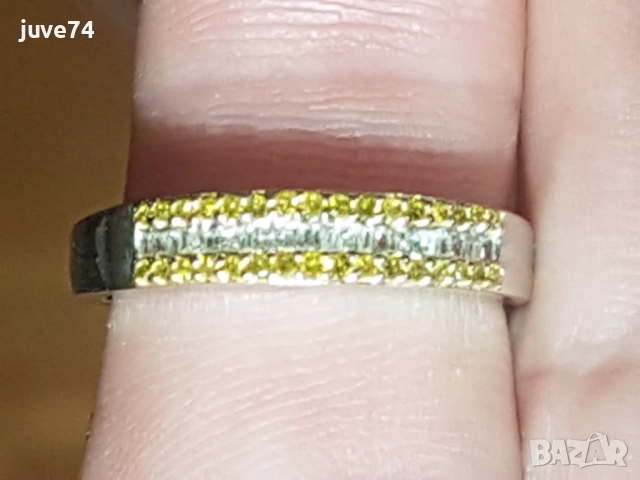 СРЕБЪРЕН  ПРЪСТЕН С  ЕСТЕСТВЕНИ ЖЪЛТИ  И БЕЛИ  ДИАМАНТИ  СЕРТИФИКАТ , снимка 2 - Пръстени - 52837619