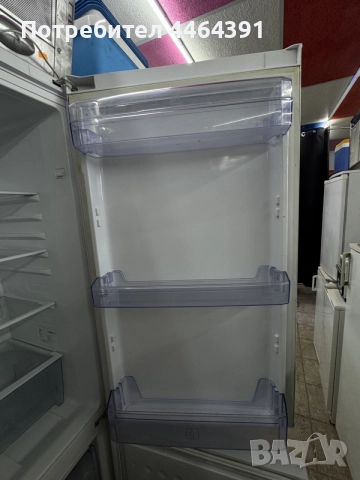 Хладилник с фризер BEKO , снимка 4 - Хладилници - 55737603