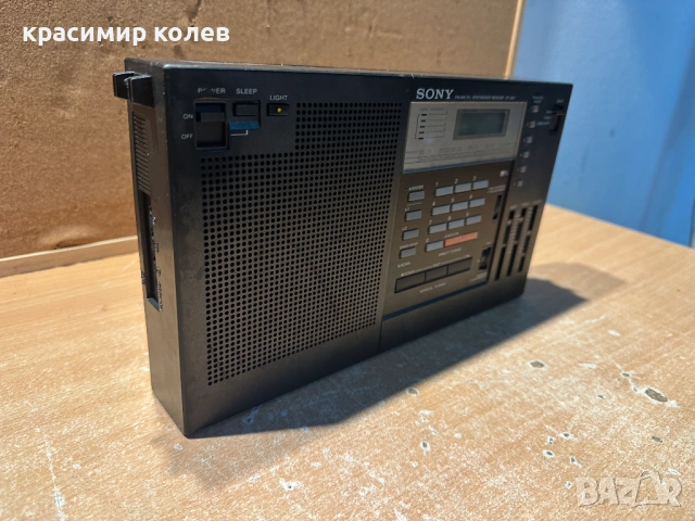 радиоприемник "SONY ICF-2001", снимка 4 - Радиокасетофони, транзистори - 53466278
