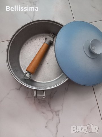 Нов тиган с капак и сваляща се дръжка, снимка 1