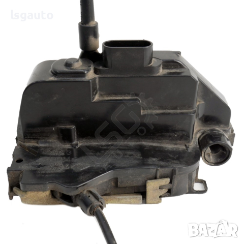 Брава предна лява врата Renault Scenic II 2004-2009 ID: 123111