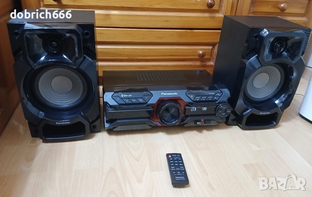Аудио система PANASONIC SC-AKX320 Bluetooth CD USB AUX FM с дистанционно 150 евро