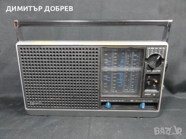СТАР РЕТРО ТРАНЗИСТОР РАДИО PHILIPS 750 90RL750 FM/MW/SW/LW, снимка 2 - Радиокасетофони, транзистори - 53784295