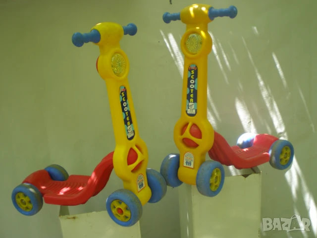 Тротинетки за близнаци до 3г.
